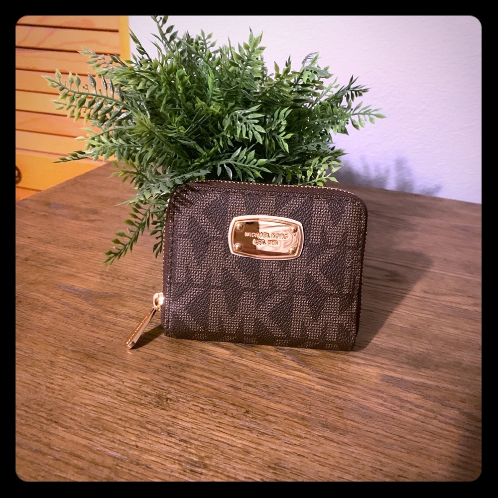 Michael Kors zip around mini wallet